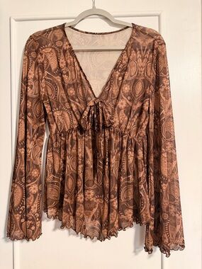 100% SHEER - Women’s Brown Paisley V-Neck Tie-Front Top